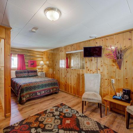 Sportsman'S Lodge Ennis Dış mekan fotoğraf