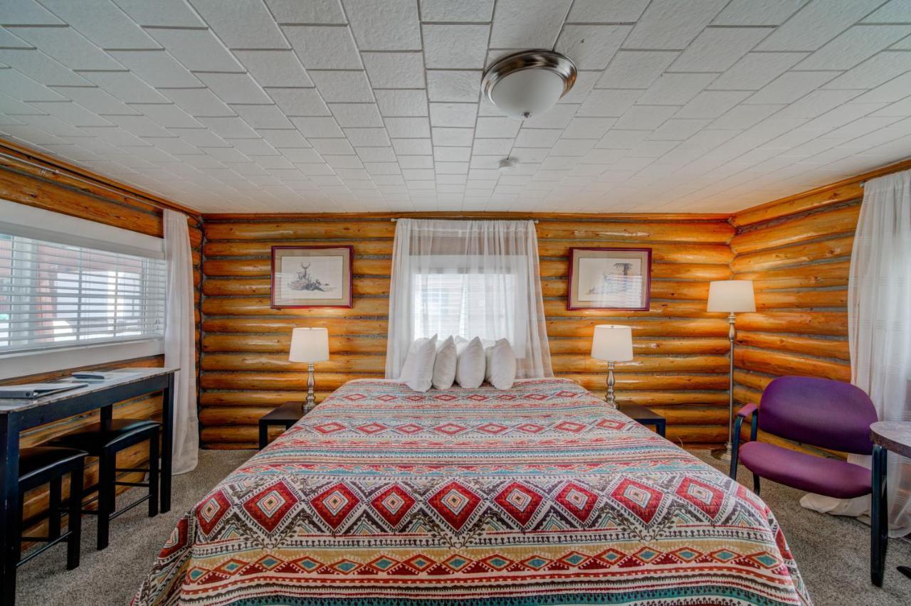 Sportsman'S Lodge Ennis Dış mekan fotoğraf