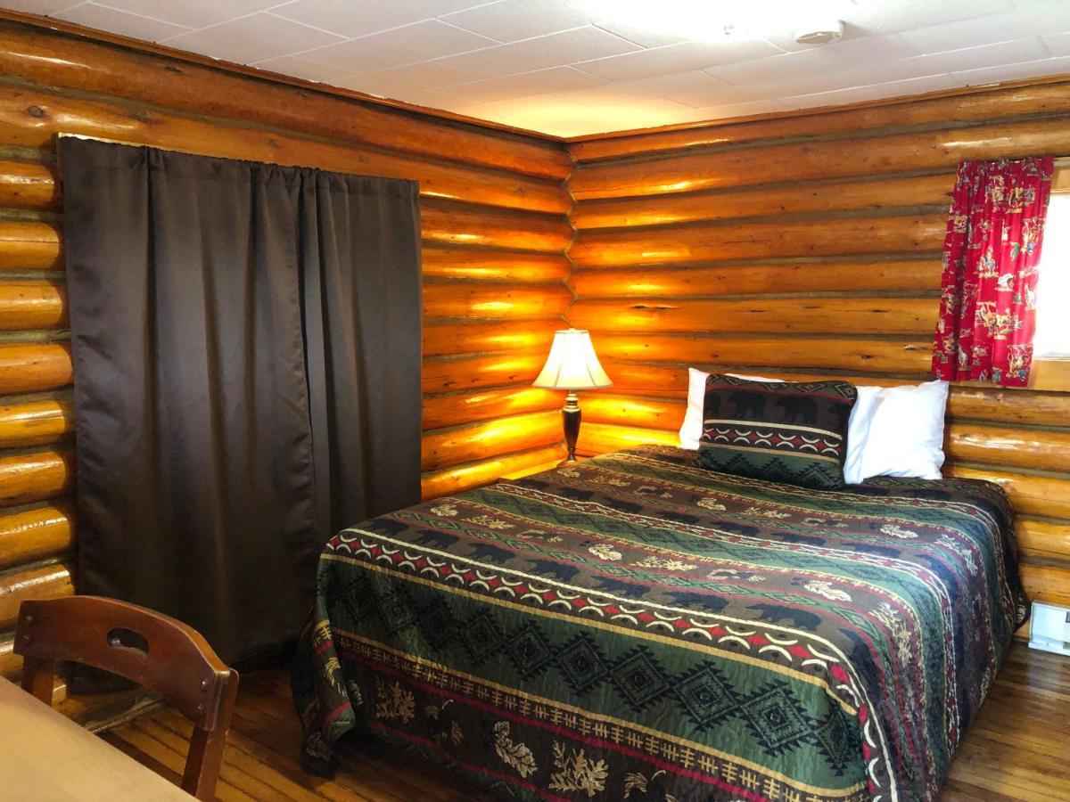 Sportsman'S Lodge Ennis Dış mekan fotoğraf