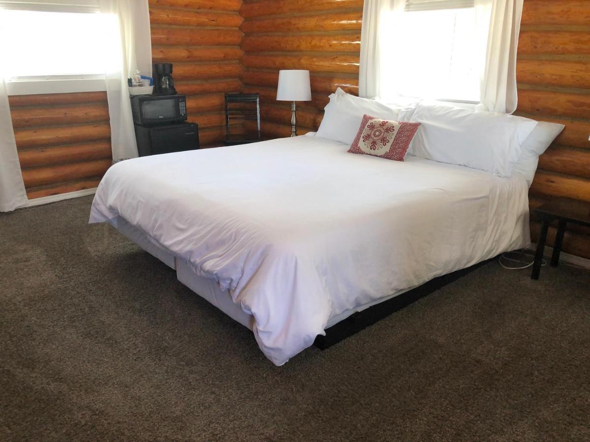 Sportsman'S Lodge Ennis Dış mekan fotoğraf