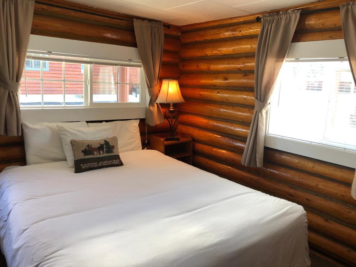 Sportsman'S Lodge Ennis Dış mekan fotoğraf